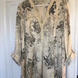 XXL silky soft shirt.  Adjustable sleeves.